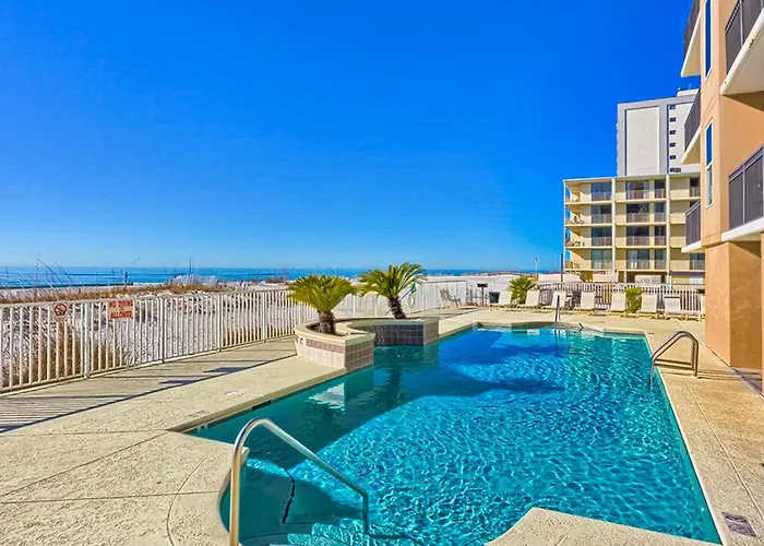 Beachfront With Shared Pool Outdoor Shower And Access Holiday home