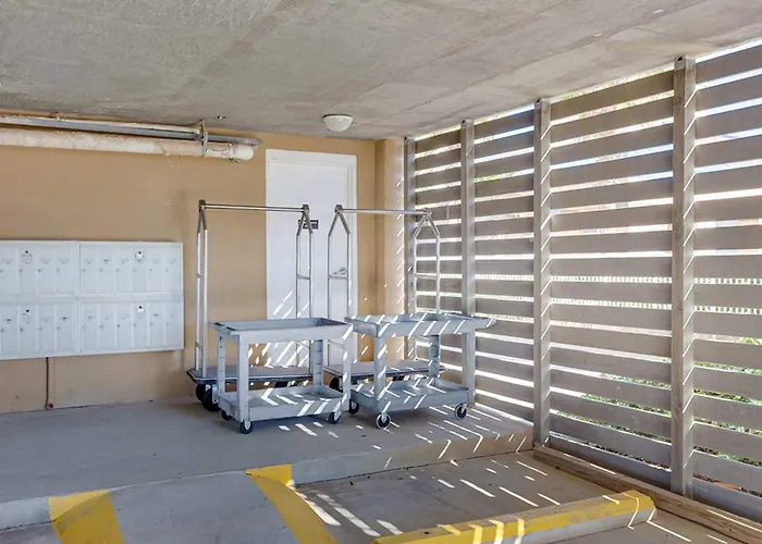 Holiday home Beachfront With Shared Pool Outdoor Shower And Access *